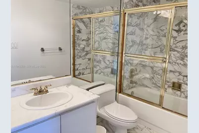 2555 Collins Ave #1707, Miami Beach, FL 33140 - Photo 6