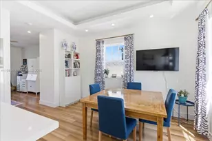 2463 Pine Tree Dr, Miami Beach, FL 33140 - Photo 8