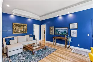 2463 Pine Tree Dr, Miami Beach, FL 33140 - Photo 14