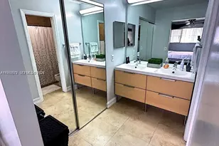 9729 Hammocks Blvd, Miami, FL 33196 - Photo 16