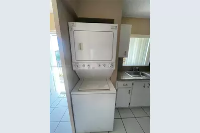 6121 W 24th Ave #206, Hialeah, FL 33016 - Photo 6