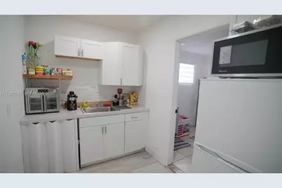 1720 NW 124th Ter, Miami, FL 33167 - Photo 42