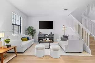 9380 W 33rd Ln, Hialeah, FL 33018 - Photo 2