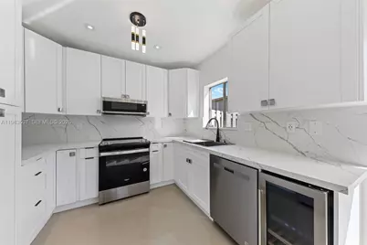 2897 SW 129th Way, Miramar, FL 33027 - Photo 8