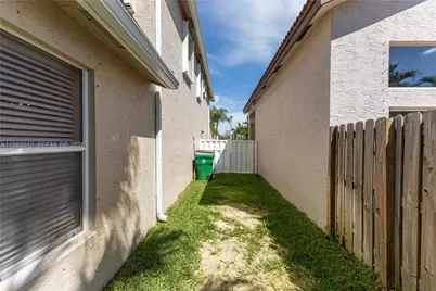 17422 SW 33rd St, Miramar, FL 33029 - Photo 42