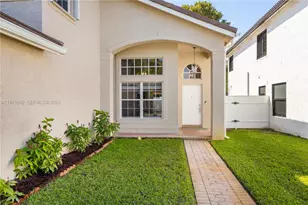 17422 SW 33rd St, Miramar, FL 33029 - Photo 6