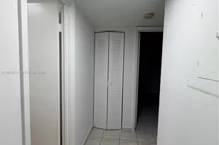 927 NE 199th St, Miami, FL 33179 - Photo 6