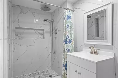 2750 NE 183rd St #1203, Aventura, FL 33160 - Photo 10