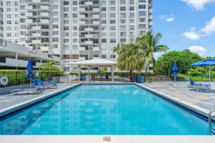 2750 NE 183rd St, Aventura, FL 33160 - Photo 2