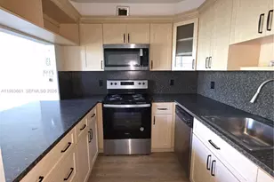 9450 Live Oak Pl, Davie, FL 33324 - Photo 18