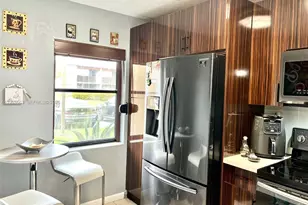 11304 Taft St, Pembroke Pines, FL 33026 - Photo 2