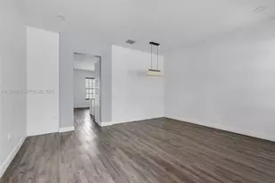 624 SW 147th Ave, Pembroke Pines, FL 33027 - Photo 4