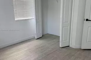 8683 NW 109th Ct, Doral, FL 33178 - Photo 14