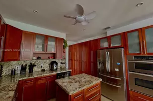 7943 NW 111th Ct, Doral, FL 33178 - Photo 10