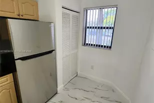 9845 Nob Hill Ct, Sunrise, FL 33351 - Photo 12