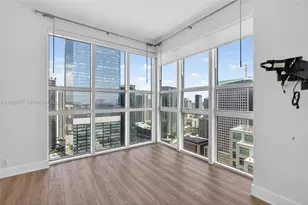 950 Brickell Bay Dr, Miami, FL 33131 - Photo 22