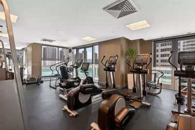950 Brickell Bay Dr #4100, Miami, FL 33131 - Photo 42