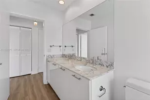 950 Brickell Bay Dr, Miami, FL 33131 - Photo 30