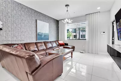 4745 NW 84th Ct #19, Doral, FL 33166 - Photo 1