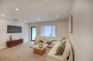 654 NW 45th St, Oakland Park, FL 33309 - Photo 8