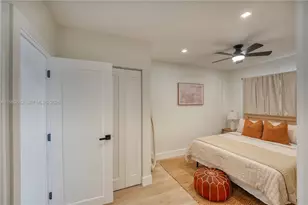 654 NW 45th St, Oakland Park, FL 33309 - Photo 14