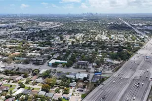 654 NW 45th St, Oakland Park, FL 33309 - Photo 36