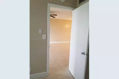 9520 Seagrape Dr #303, Davie, FL 33324 - Photo 22