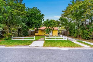 1125 NE 10th Ave, Fort Lauderdale, FL 33304 - Photo 1