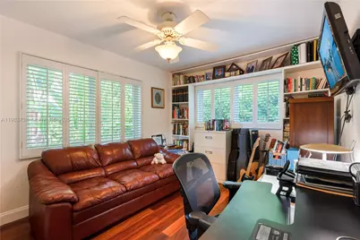 310 Greenwood Dr, Key Biscayne, FL 33149 - Photo 10