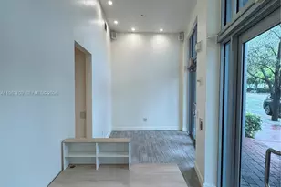 110 Washington Ave, Miami Beach, FL 33139 - Photo 1