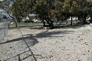 700 SW 28th Terrace, Fort Lauderdale, FL 33312 - Photo 10