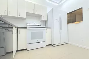 9900 Sunrise Lakes Blvd, Sunrise, FL 33322 - Photo 8