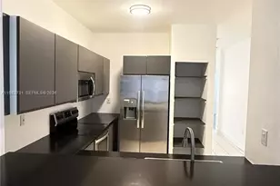 1663 SE 27th Dr, Homestead, FL 33035 - Photo 2