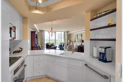 9751 E Bay Harbor Dr #6C, Bay Harbor Islands, FL 33154 - Photo 12