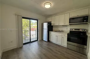 529 SW 4th St, Miami, FL 33130 - Photo 8