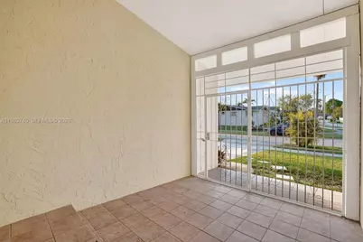 9000 SW 202nd Ter, Cutler Bay, FL 33189 - Photo 6