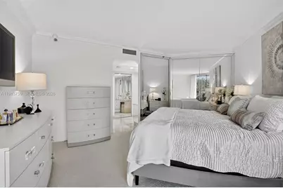 2800 Island Blvd #301, Aventura, FL 33160 - Photo 26
