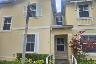 142 SE 28th Ter, Homestead, FL 33033 - Photo 1