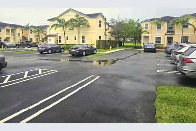 142 SE 28th Ter #12, Homestead, FL 33033 - Photo 32