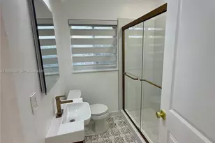 1215 SW 15th St, Miami, FL 33145 - Photo 10