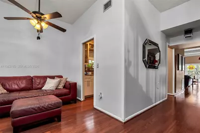 2132 NE 171st St, North Miami Beach, FL 33162 - Photo 4