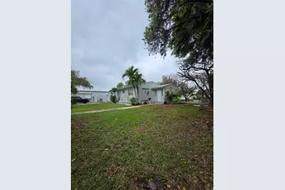 1 Esplanade Dr #1, Miami Springs, FL 33166 - Photo 2