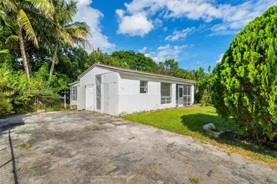 6831 Greene St, Hollywood, FL 33024 - Photo 1