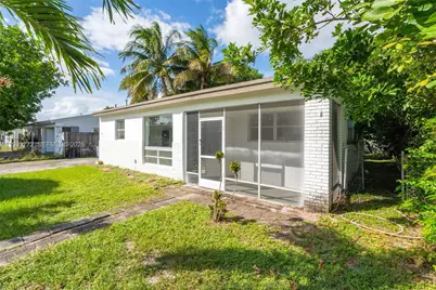 6831 Greene St, Hollywood, FL 33024 - Photo 2