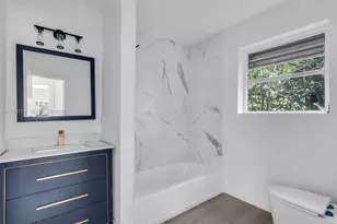 6831 Greene St, Hollywood, FL 33024 - Photo 14