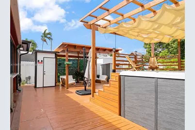 550 NW 58th Ave, Miami, FL 33126 - Photo 36