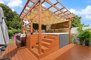 550 NW 58th Ave, Miami, FL 33126 - Photo 12