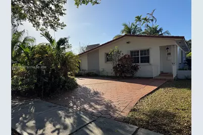 65 Bentley Dr, Miami Springs, FL 33166 - Photo 1