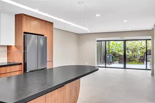 2211 NE 122nd St, North Miami, FL 33181 - Photo 6