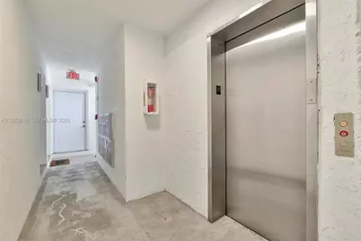 620 SW 10th St #104, Miami, FL 33130 - Photo 12